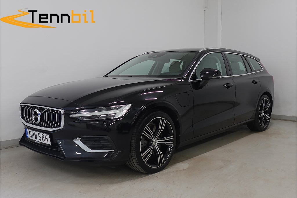 Volvo V60 Recharge T6 AWD Inscription Drag P-Värme Skinn Orrefors