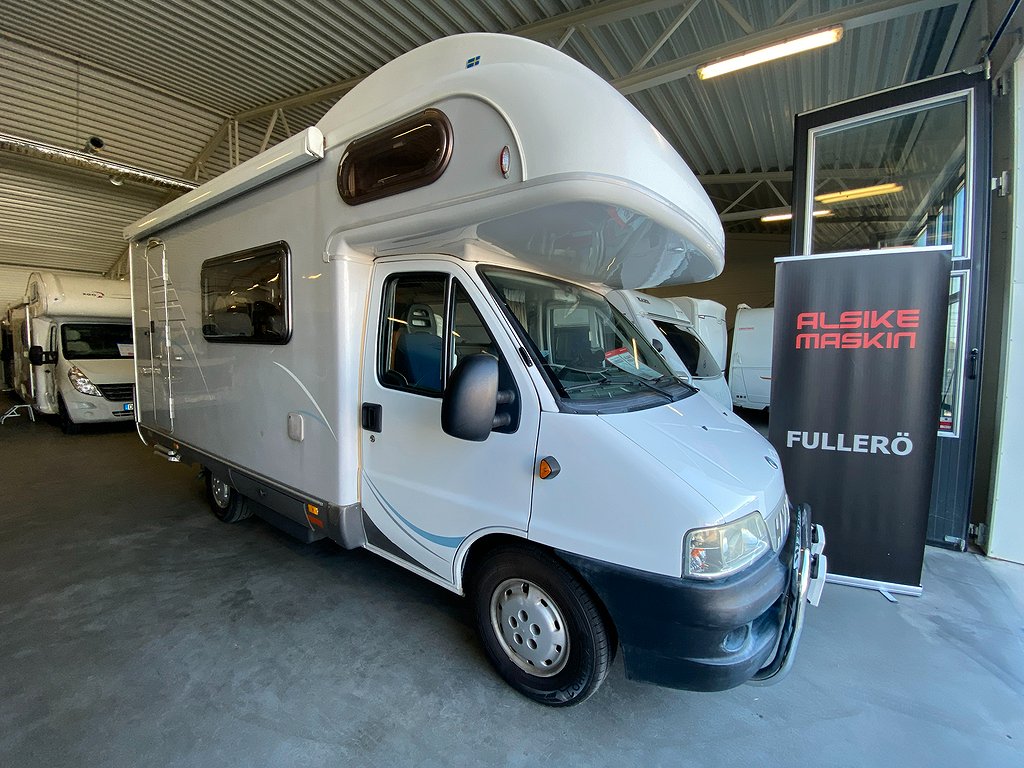 Hymer C 544 / 6 bältad / 3500 kg / Cykelställ /