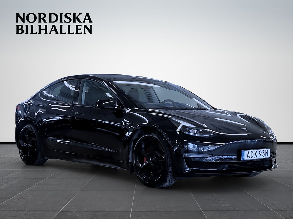 Tesla Model 3 Performance Panoramatak Backkamera GPS