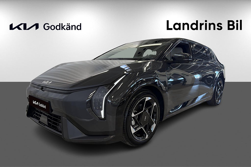 Kia EV4 Long Range 81.4 kWh 204HK GT-Line *Panorama*Dragkrok*