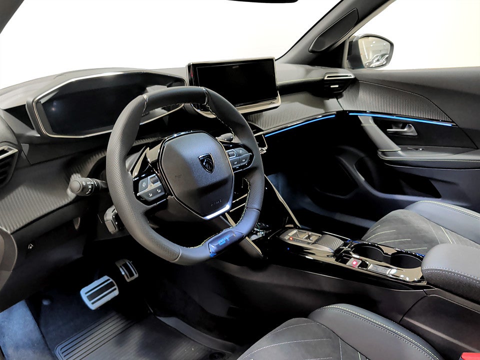 Bild på Peugeot 2008 GT Hybrid Aut - DEMO