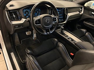 Volvo XC60 D4 AWD R-Design  S&V-däck/Drag/kamera/D-värm/