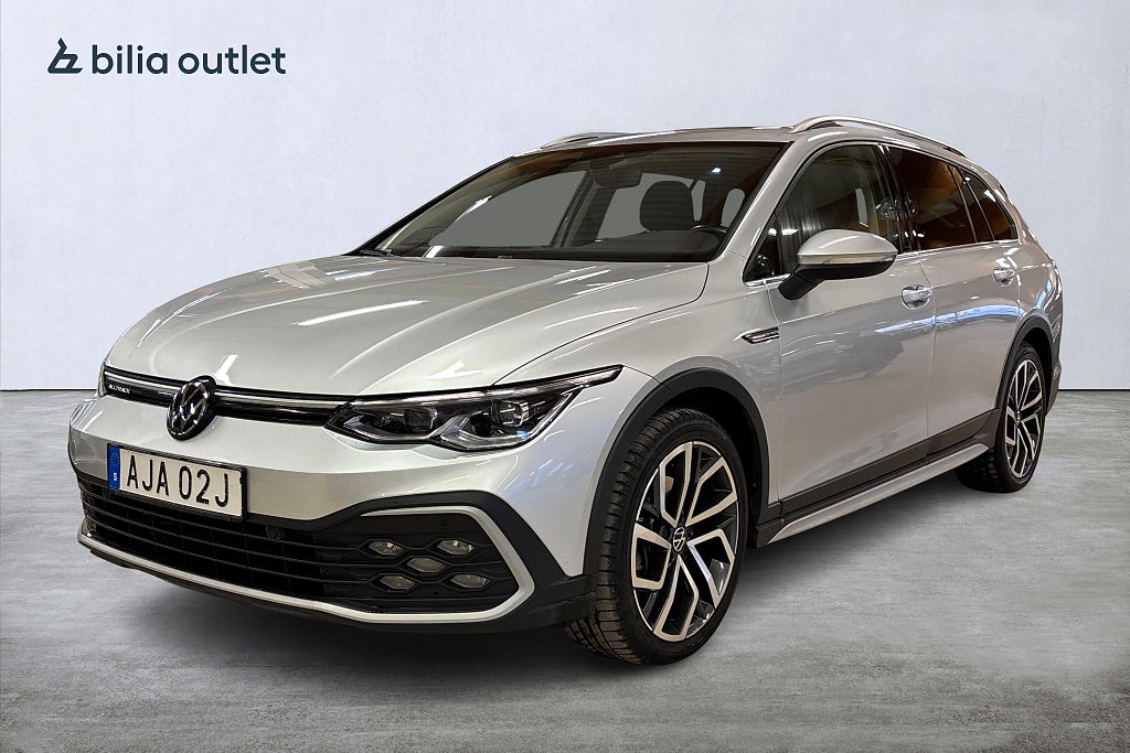 Volkswagen Golf Alltrack 2.0 TSI 4Motion / Panorama / Matrix / Harman Kardon 