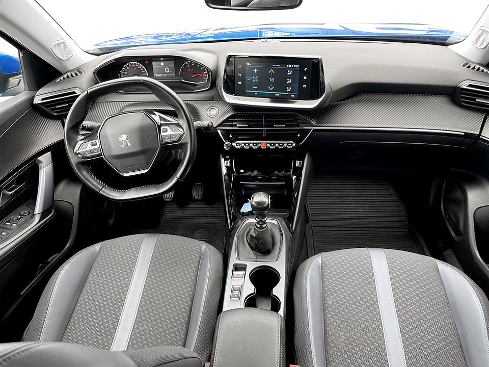 Bild på Peugeot 2008 Selection 1.2 PT 100hk B-KAMERA CARPLAY