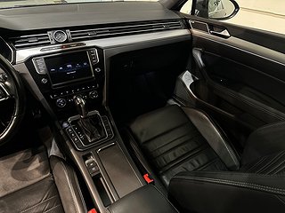 Volkswagen Passat Sportscombi 2.0 GTR Drag Pano Dynaudio SoV