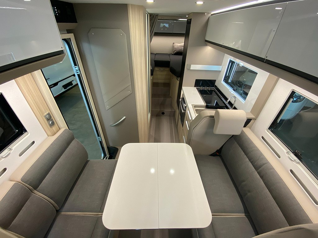 Adria Compact Supreme DL / B-körkort / Automat / Låg skatt - Adria