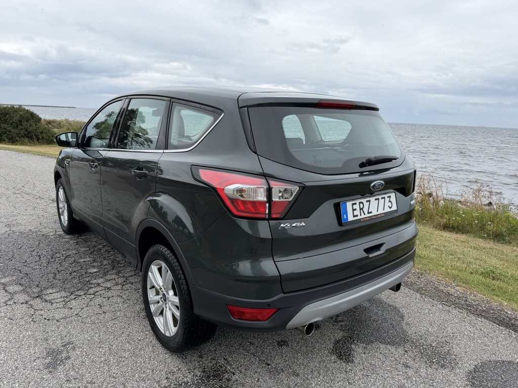 Ford Kuga 1.5 Titanium Dragkrok 2017, bild 3/51