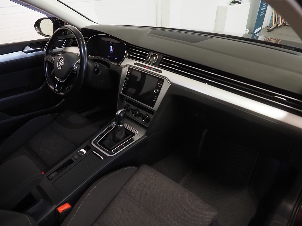 Volkswagen Passat SC TSI 150hk DSG |Cockpit|Drag|Backkamera| 2018