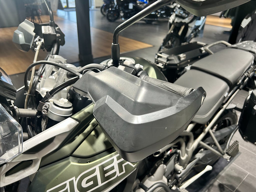 Triumph Tiger 800 XCX/LeoVincé/Sidoväskor/Motorbågar/2271mil