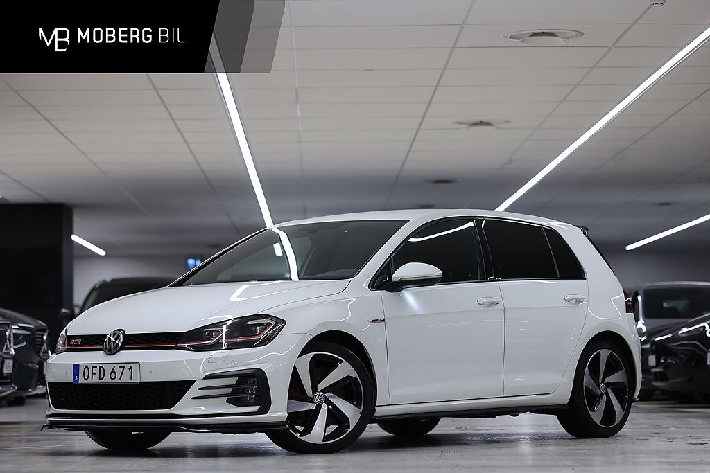 Volkswagen Golf GTI Performance 2.0 TSI 245hk *Kampanj!* Milltek