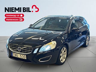 Volvo V60 D3 Summum Drag/MoK-Värm/SoV-Däck/Skinn/KamremBytt/Psens – bild 1