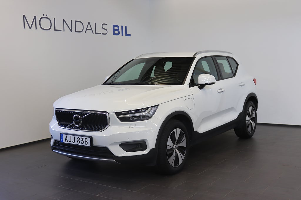 Volvo XC40 Recharge T5 DCT Momentum Läder Navi Kamera Drag 