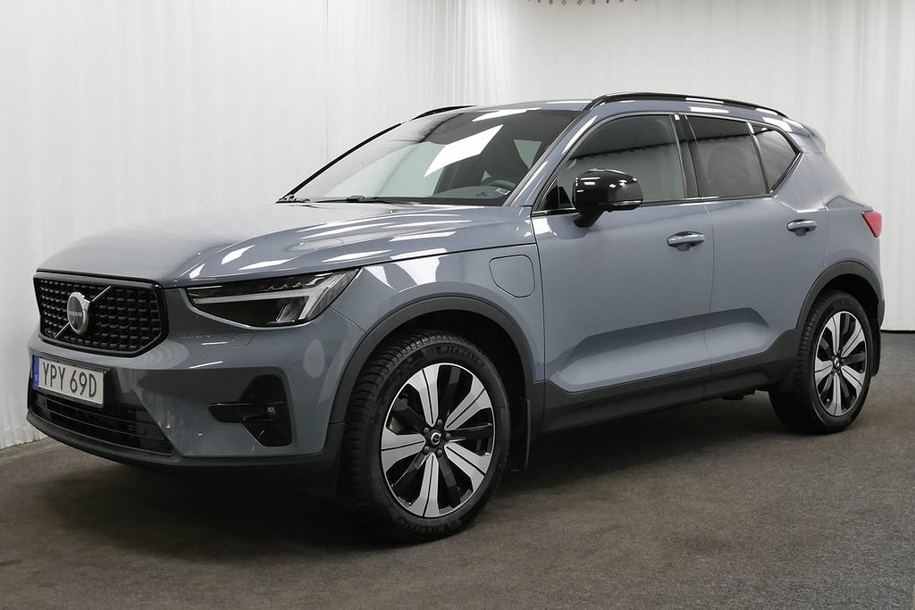 Volvo XC40 Recharge T4 Plus Dark