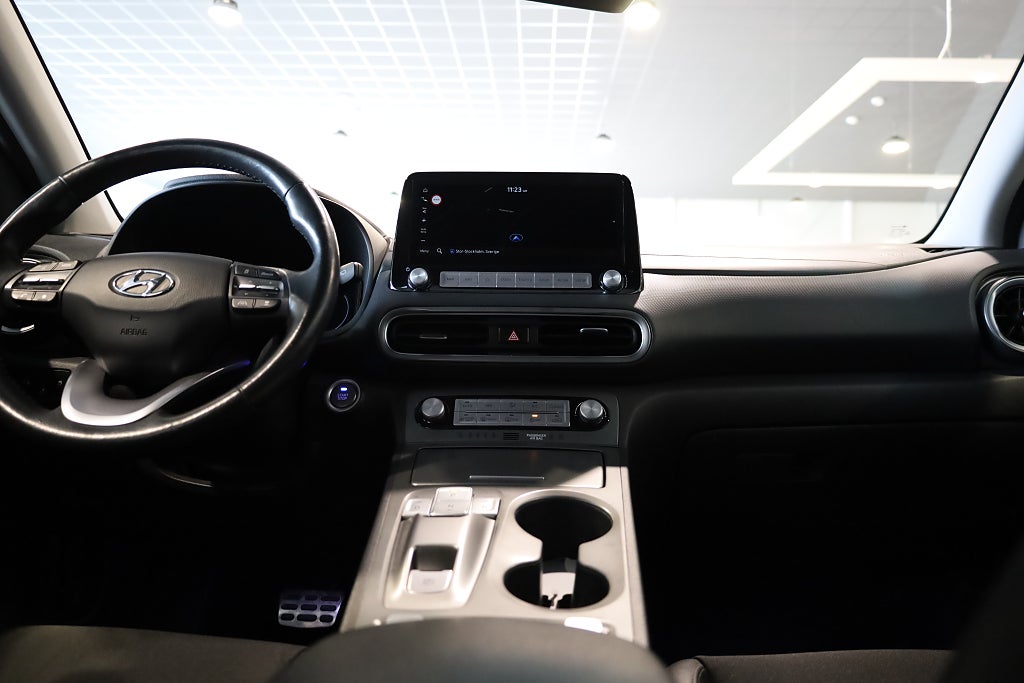 Hyundai Kona 39.2 kWh Essential Navi Kamera Krell Leasbar Rattvärme 2022