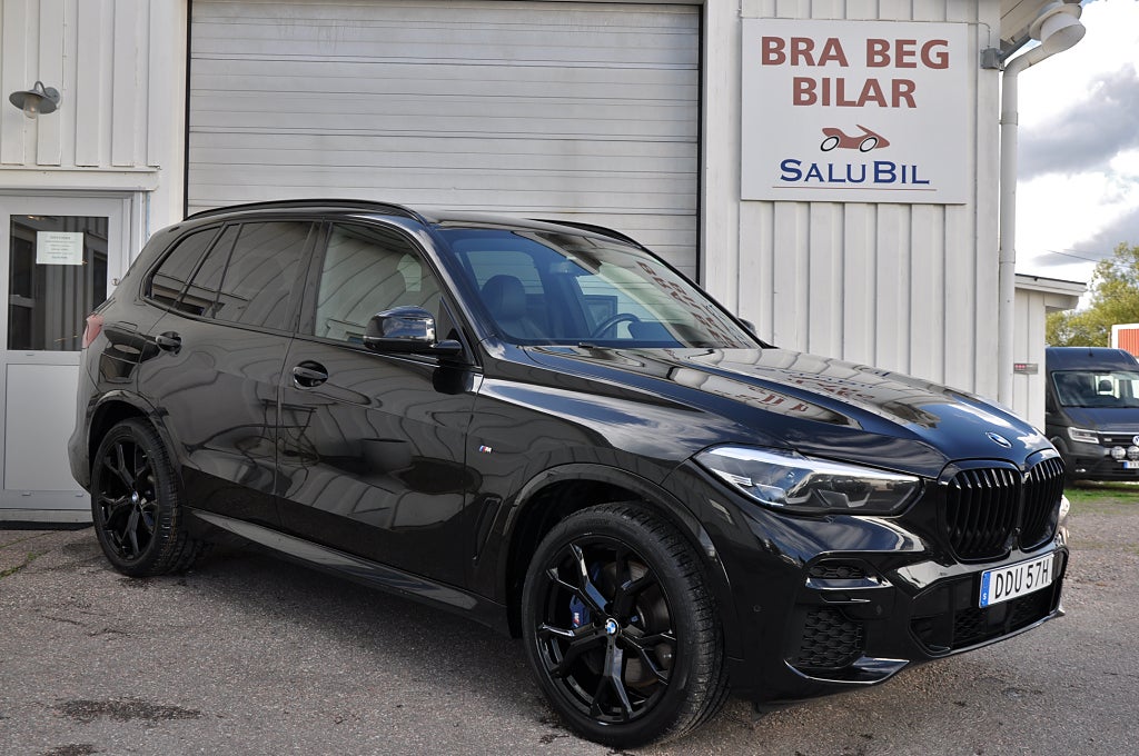 BMW X5 xDrive40d M Sport Head-up Nav Drag Skinn Moms
