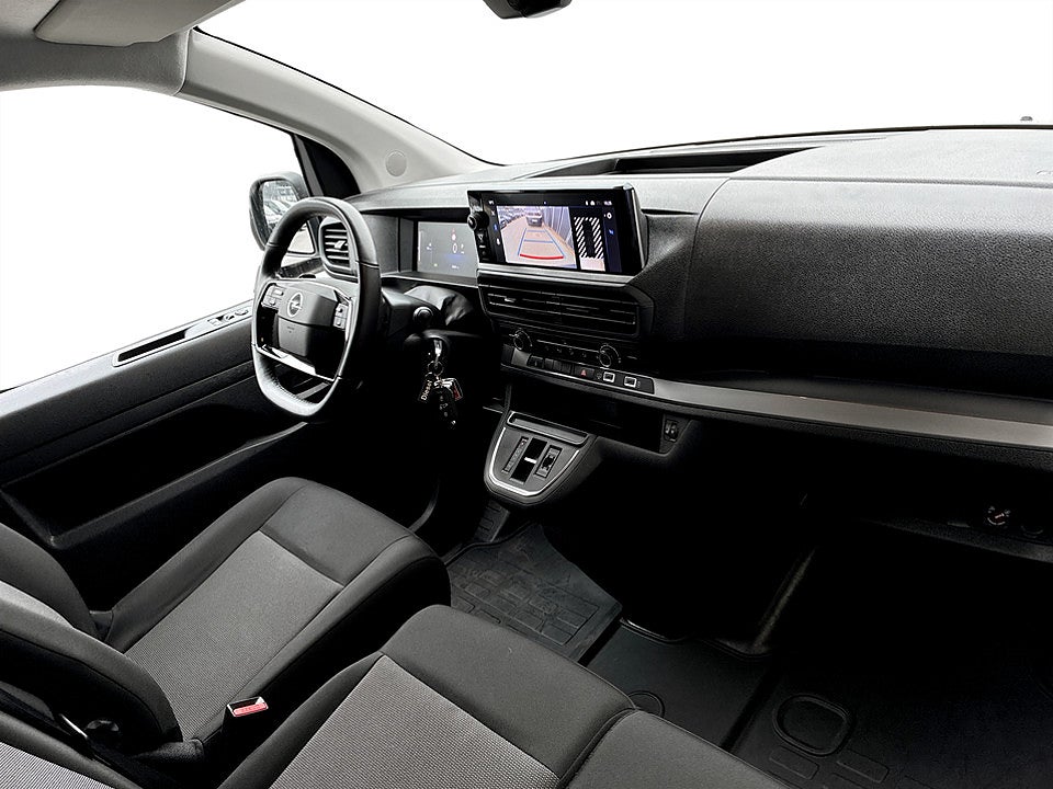 Bild på Opel Vivaro Business 2.0 BHDi 145hk Aut L3 B-KAMERA WEBASTO