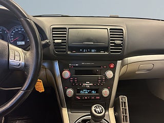 Subaru Legacy 2.0 4WD/Drag/S&V-Däck/Panoramatak/MoK/Kamkedja – bild 11