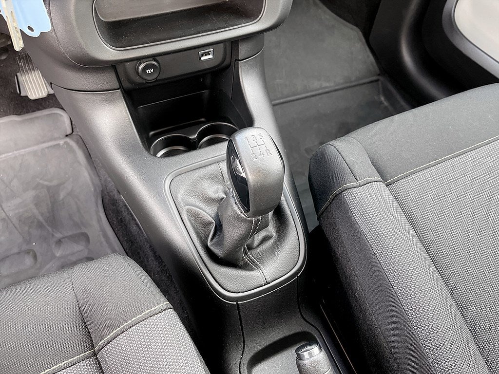 Bild på Citroën C3 Feel 1.2 PT 82hk - CARPLAY, BACKSENSORER