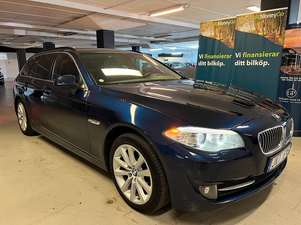 BMW 525 d xDrive (218hk)Touring*799kr/måm*M-Sport*dragkrok