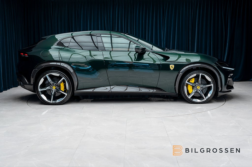 Ferrari Purosangue 6.5L V12 725hk Full Kolfiber Verde Zeltweg Sv-Såld NY