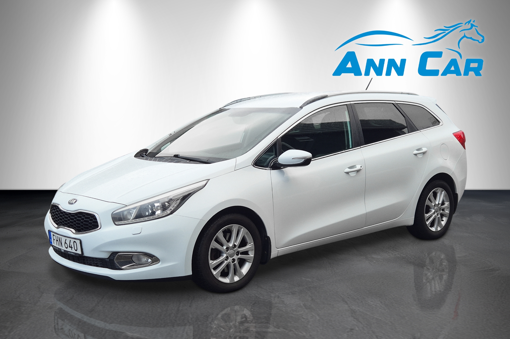 Kia Ceed 1.6 CRDi 128 2014, bild 2/10