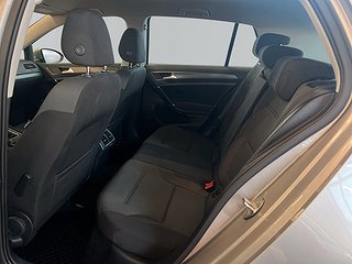 Volkswagen Golf 1.0 TSI S&V-hjul/Carplay/AdaptivF/M&K-värm
