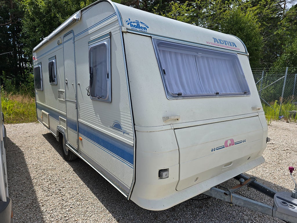 Adria Unica B 502 UL *Långbäddar *Alde *Förtält