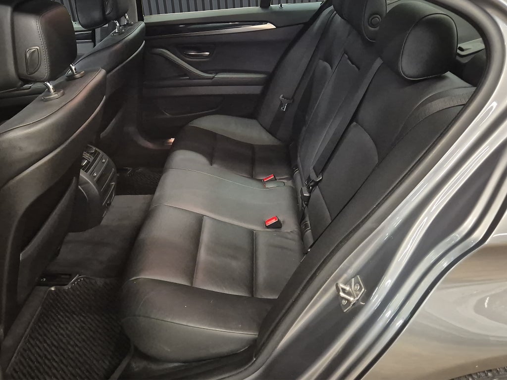 BMW 520d 2011 - miniatyr 7