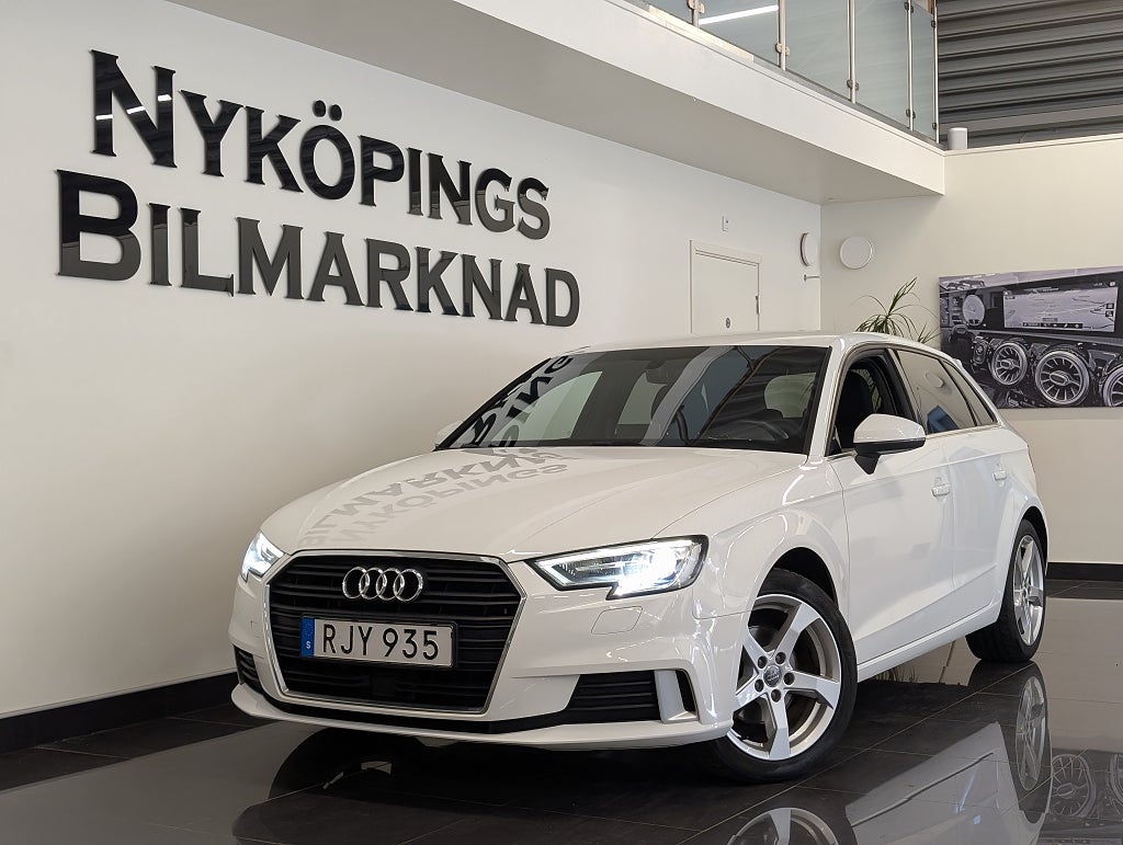 Audi A3 Sportback 1.5 TFSI COD Proline Värmare Keyless