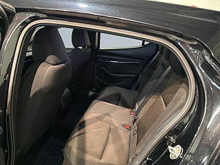 Mazda 3 Hatchback 2.0 M Hybrid Kamera GPS HuD Rattvärme SoV – bild 13