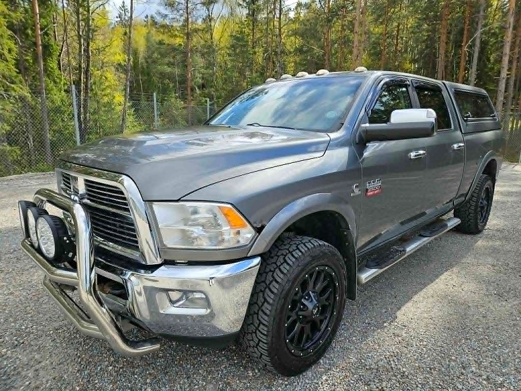 Dodge Ram 2500HD B-Kortsregistrerad 2500HD Kåpa Finans från 3100:-