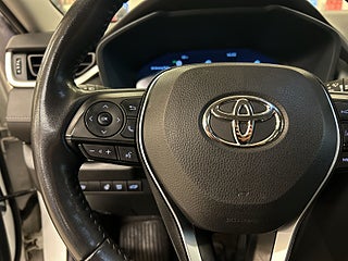 Toyota RAV4 Hybrid AWD MOMS/SoV-Däck/Drag/Adap Fart/Rattvärm/Kamera – bild 19
