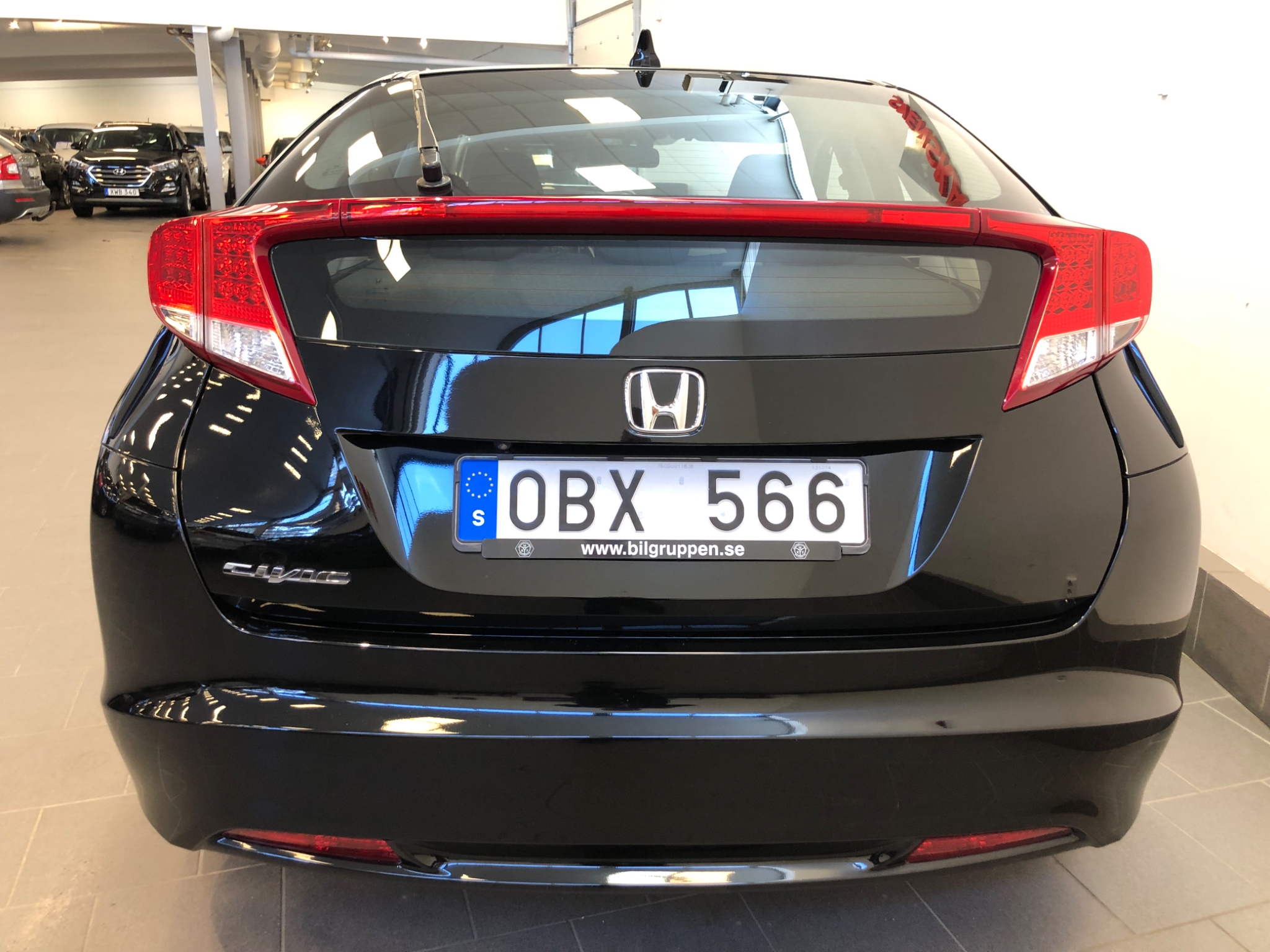 Honda Civic 1.8 i-VTEC 142hk M-värmare 2013, kuva 4/40