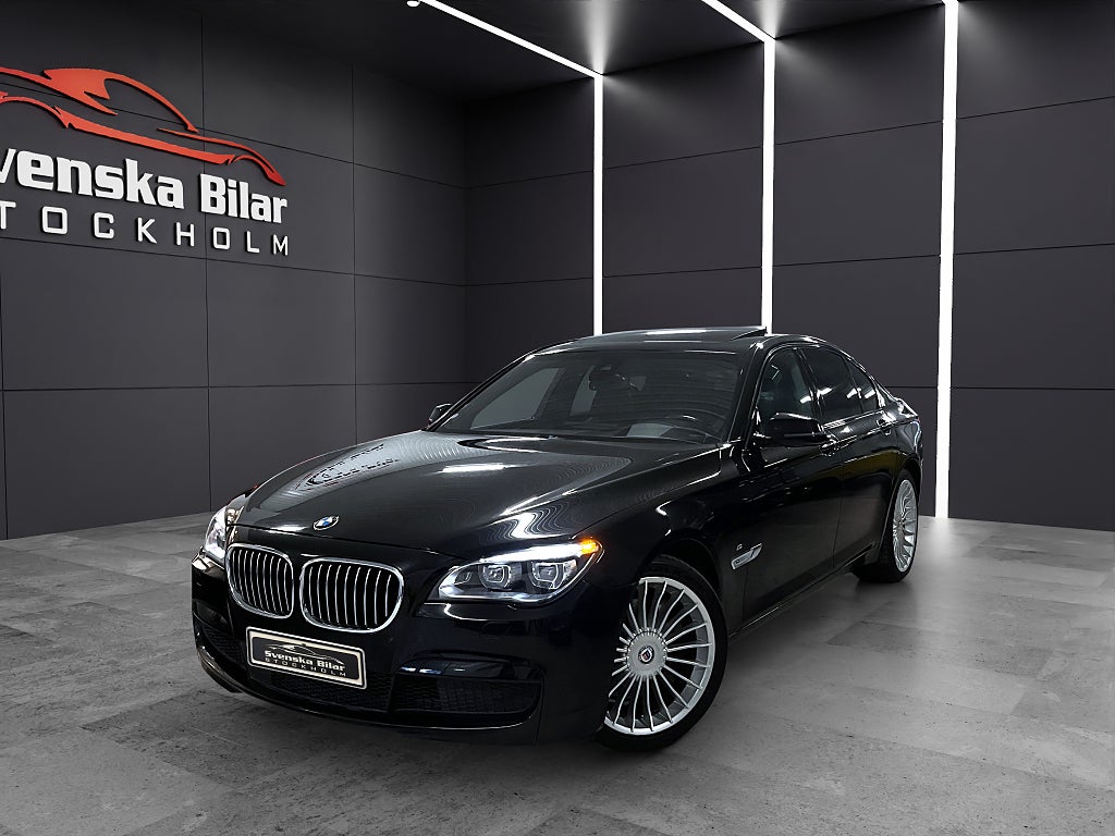 BMW 750 i L M Sport /MASSAGE/COCKPIT/TAKLUCKA/VÄRMARE