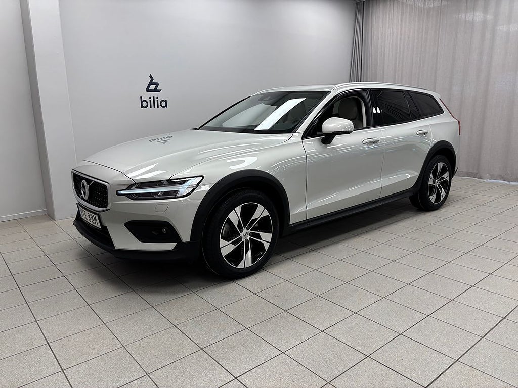 Volvo V60 Cross Country B4 AWD Diesel Adv SE