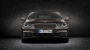 Den sista V12-motorn från BMW tillverkas i sommar. Foto: BMW