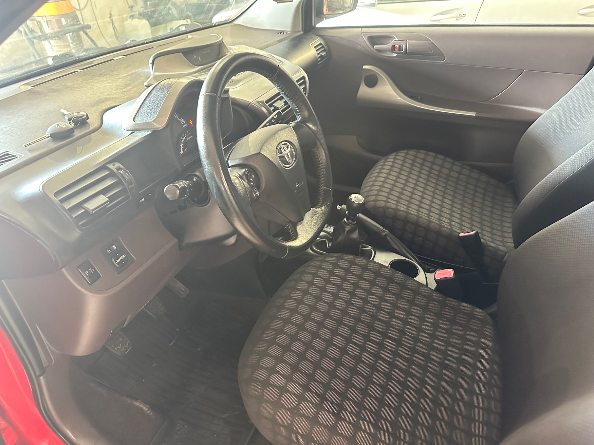 Toyota IQ 2009, bild 6/34
