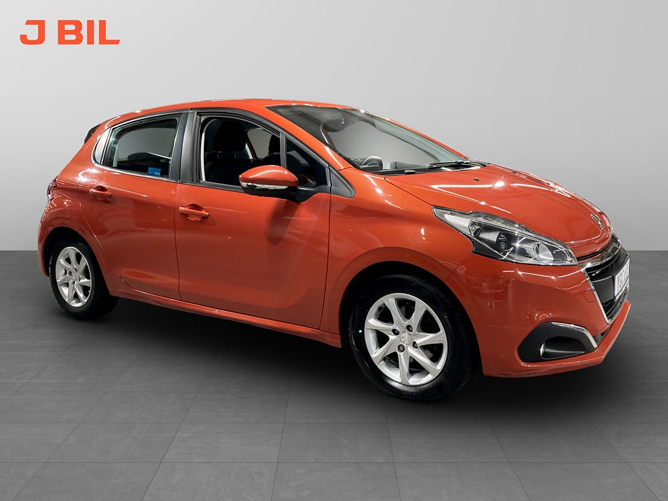 Bild på Peugeot 208 Active 1.2 PT 82hk Aut KAMPANJRÄNTA 3,99%
