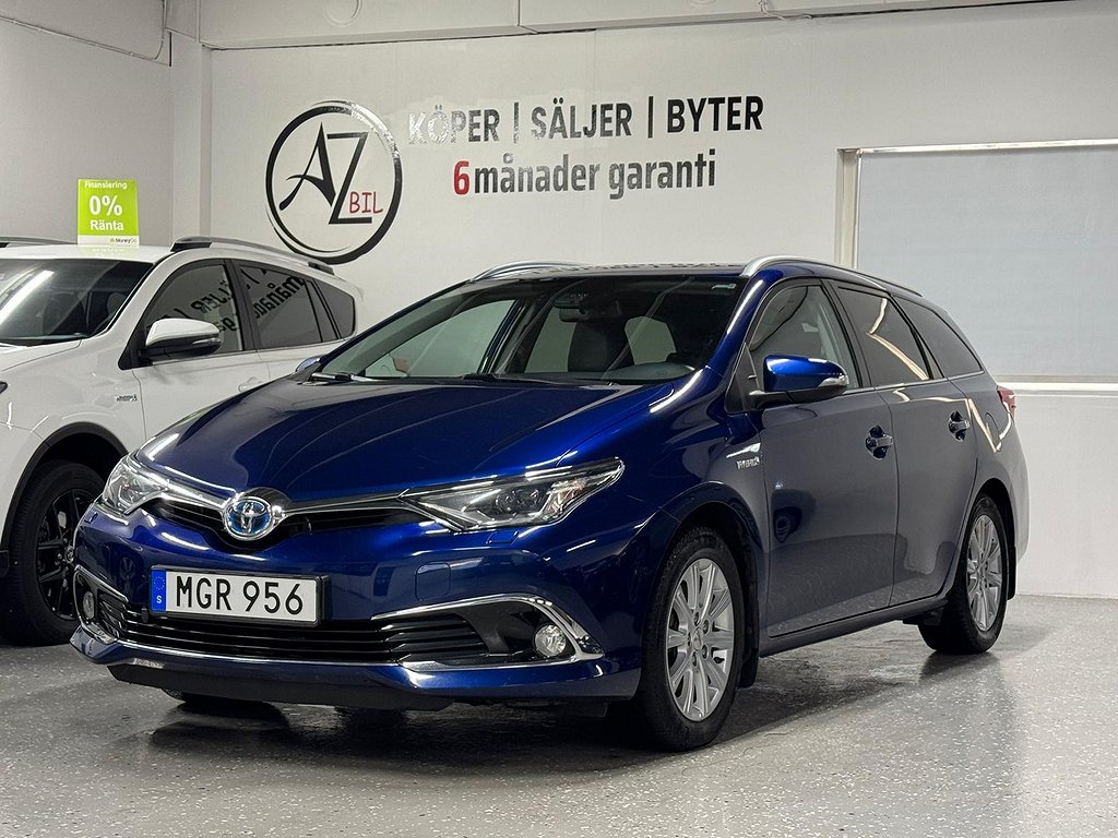 Toyota Auris Touring Sports Hybrid e-CVT Executive Kamera Navi 