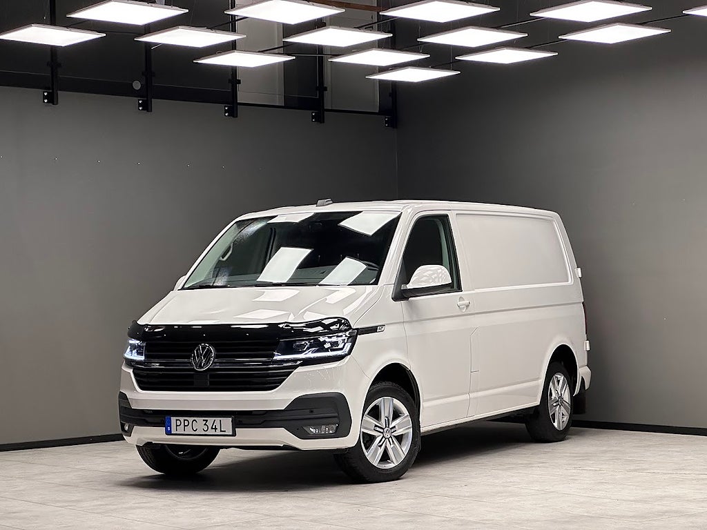 Volkswagen Transporter T32 2.0 TDI / Drag / Backkamera / LED Strålkastare 