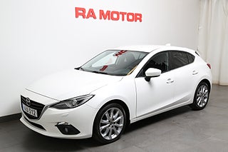 Halvkombi Mazda 3 1 av 24