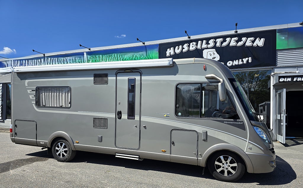 Hymer B668 1 TIDIGARE ÄGARE FIAT 3.0L 177HK. ALDE. LITHIUMBATTERI. 