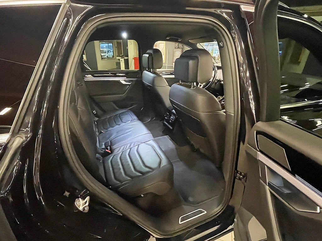 Volkswagen Touareg 3.0 V6 TDI R-Line 4Motion 286hk