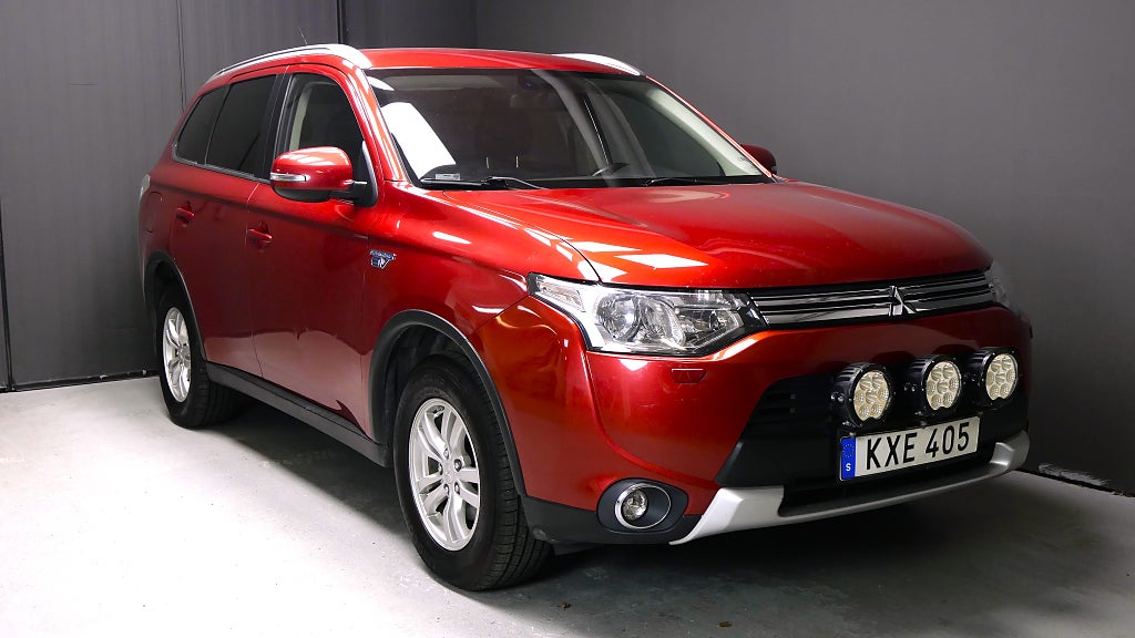 Mitsubishi Outlander PHEV Business Seven Summit Edition 4WD