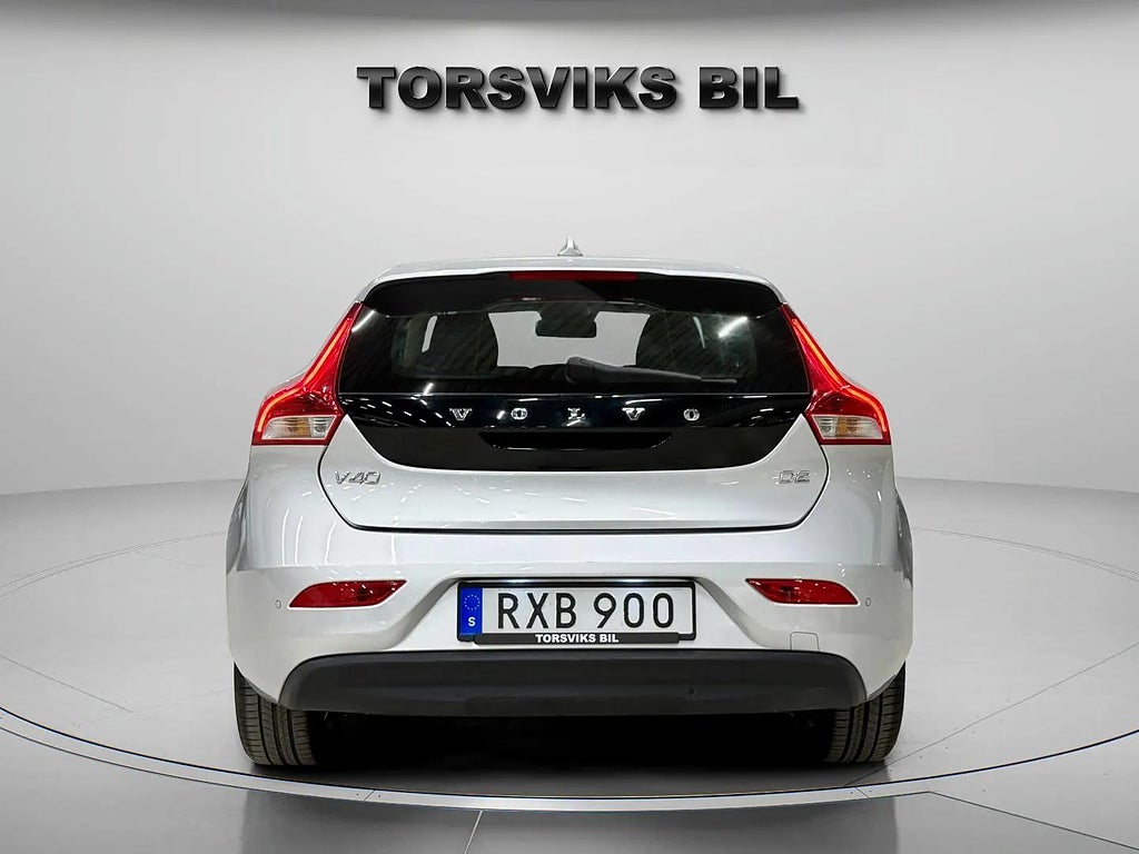 Volvo V40 D2 Geartronic Kinetic/Ny Kamrem 11600 mil 2 Ägare - miniatyr 5