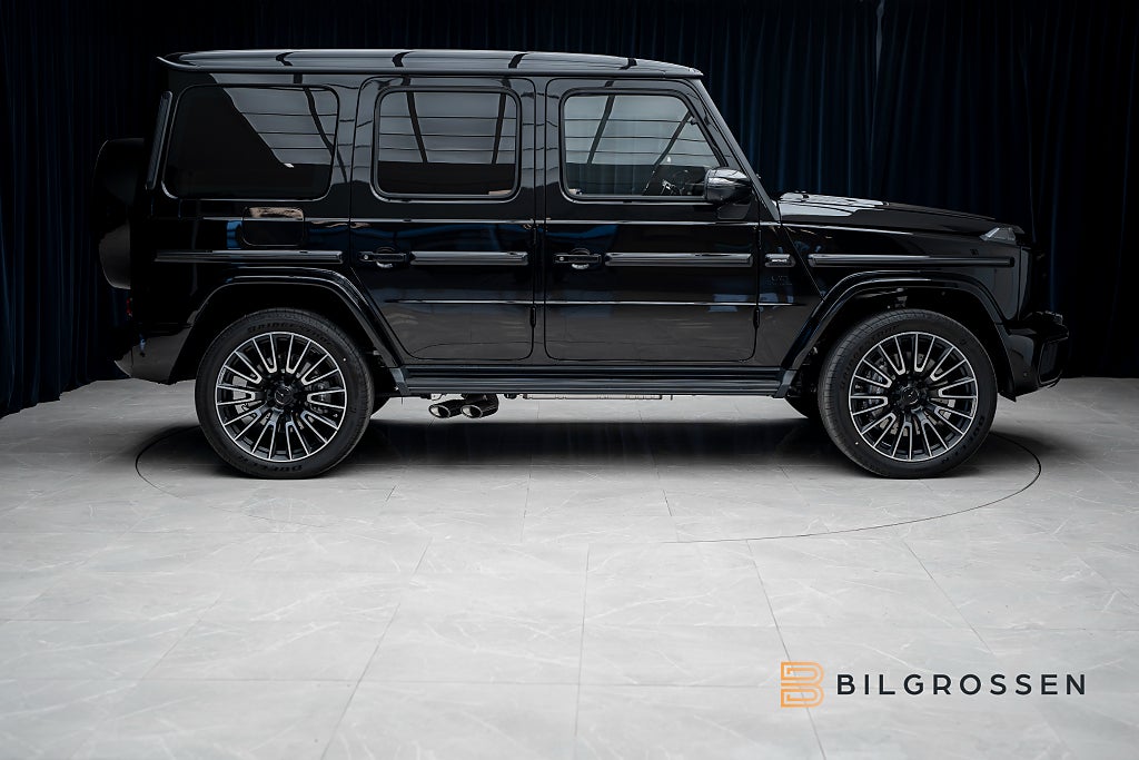 Mercedes-Benz G63 AMG Superior Line Full Kolfiber Active Ride TV MY27