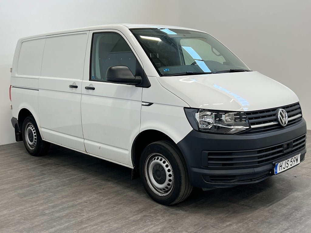 Volkswagen Transporter 2.0TDI BMT 150hk SWB D-värm Drag Moms