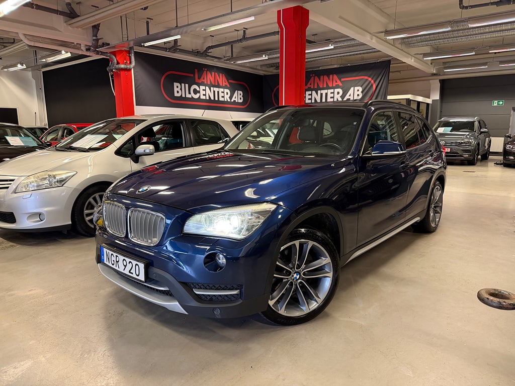 BMW X1 xDrive28i Aut Drag PDC Skinn 245hk Euro6 Ny servad SoV