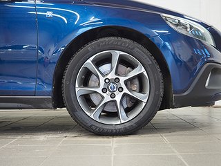 Halvkombi Volvo V40 Cross Country 6 av 20