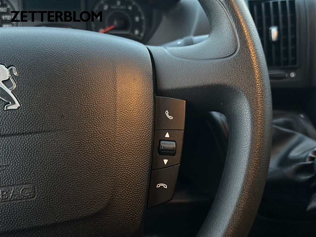 Transportbil - Skåp Peugeot Boxer 17 av 21